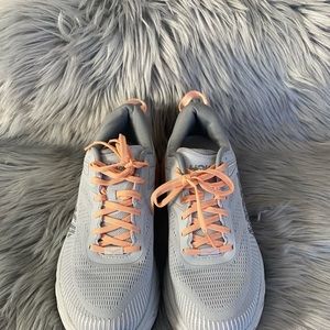 Hoka One One Women’s Bondi 7 Running Sneakers Size 10